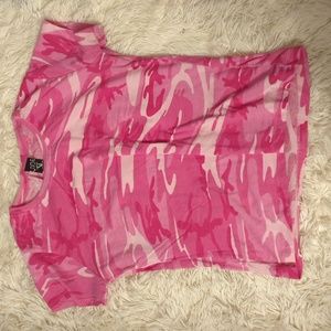 Hot pink camo t shirt